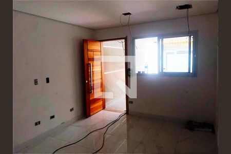 Casa à venda com 3 quartos, 143m² em Jardim Regis, São Paulo