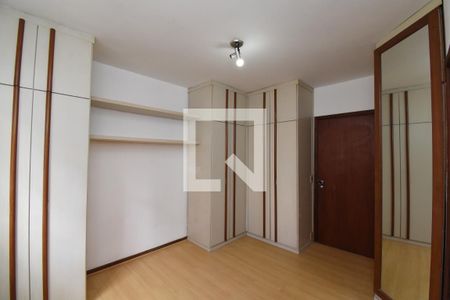 Suíte de apartamento para alugar com 3 quartos, 114m² em Batel, Curitiba