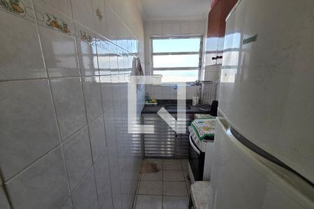 Cozinha de apartamento para alugar com 1 quarto, 40m² em Guilhermina, Praia Grande