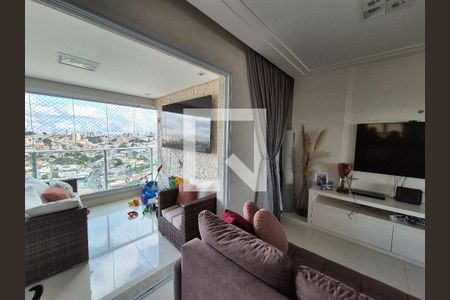 Sala de apartamento à venda com 3 quartos, 104m² em Vila Lucia Elvira, São Paulo