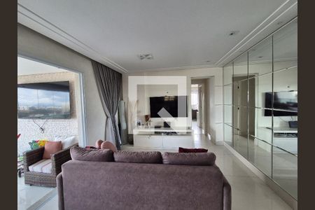 Sala de apartamento à venda com 3 quartos, 104m² em Vila Lucia Elvira, São Paulo