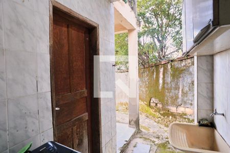Área de Serviço de casa à venda com 3 quartos, 200m² em São Cristóvão, Belo Horizonte