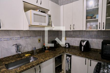 Cozinha de casa à venda com 3 quartos, 200m² em São Cristóvão, Belo Horizonte