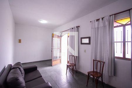 Sala 1 de casa para alugar com 6 quartos, 360m² em Porto Velho, São Gonçalo