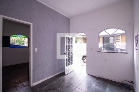 Sala 2 de casa para alugar com 6 quartos, 360m² em Porto Velho, São Gonçalo