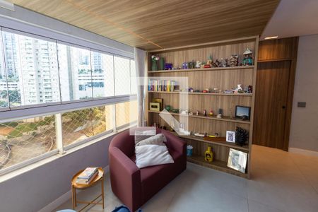 Sala de apartamento à venda com 3 quartos, 113m² em Vila da Serra, Nova Lima