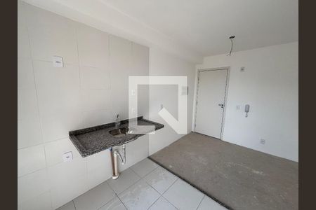 Cozinha  de apartamento à venda com 2 quartos, 37m² em Vila Ré, São Paulo