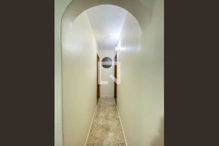 Corredor  de casa à venda com 3 quartos, 167m² em Vila Medeiros, São Paulo