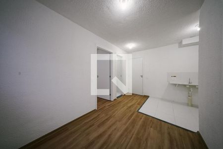 Sala de apartamento para alugar com 2 quartos, 38m² em Vila Silvia, São Paulo