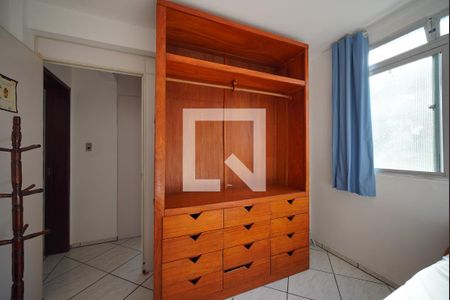 Quarto 1 de apartamento para alugar com 3 quartos, 100m² em Coqueiros, Florianópolis