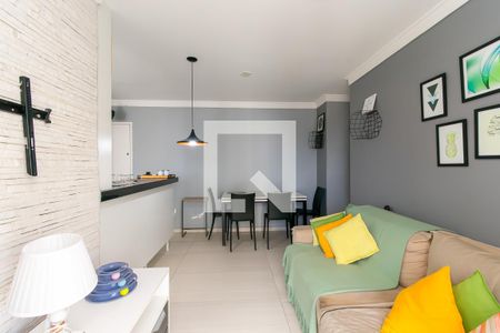 Sala de apartamento para alugar com 2 quartos, 64m² em Vila Paulo Silas, São Paulo