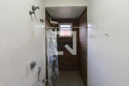 Banheiro de casa para alugar com 1 quarto, 60m² em Jardim Santa Lúcia, Campinas