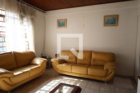 Casa para alugar com 3 quartos, 110m² em Jardim Presidente, São Paulo
