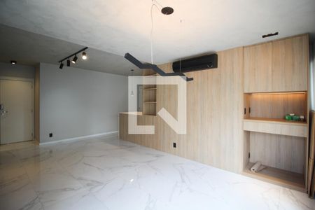 Sala de apartamento para alugar com 2 quartos, 81m² em Itaim Bibi, São Paulo