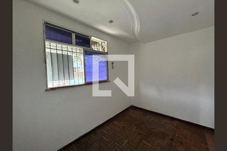 Quarto 1 de casa à venda com 4 quartos, 200m² em Inhaúma, Rio de Janeiro