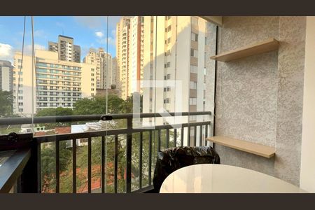Varanda de kitnet/studio para alugar com 1 quarto, 27m² em Pinheiros, São Paulo