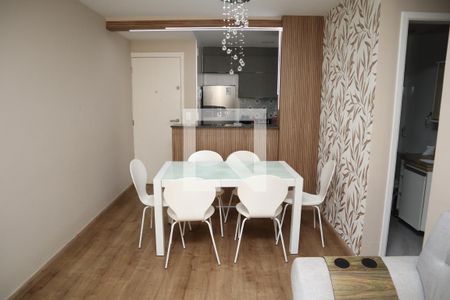 sala de apartamento para alugar com 3 quartos, 80m² em Recreio dos Bandeirantes, Rio de Janeiro