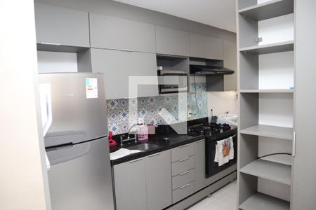 cozinha de apartamento para alugar com 3 quartos, 80m² em Recreio dos Bandeirantes, Rio de Janeiro