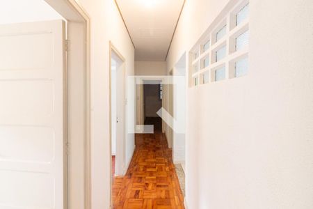 Corredor de casa à venda com 3 quartos, 318m² em Planalto Paulista, São Paulo