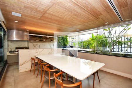 Sala de jantar de apartamento à venda com 2 quartos, 217m² em Pompeia, São Paulo