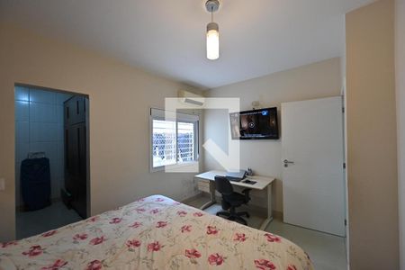 Suíte de casa à venda com 3 quartos, 180m² em Planalto Paulista, São Paulo