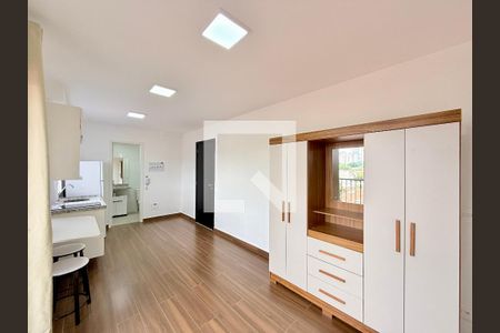 Quarto de kitnet/studio para alugar com 0 quarto, 25m² em Vila Cordeiro, São Paulo