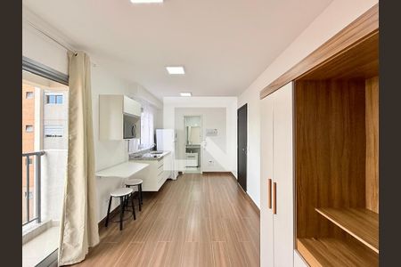 Quarto de kitnet/studio para alugar com 0 quarto, 25m² em Vila Cordeiro, São Paulo