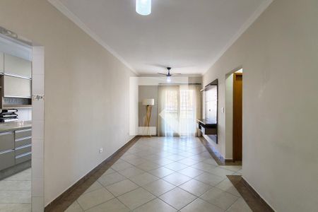 Sala de apartamento para alugar com 2 quartos, 86m² em Forte, Praia Grande