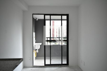Sala/Cozinha de apartamento à venda com 1 quarto, 29m² em Chácara Inglesa, São Paulo