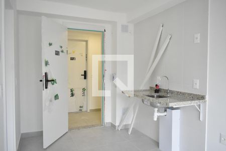 Sala/Cozinha de apartamento à venda com 1 quarto, 29m² em Chácara Inglesa, São Paulo