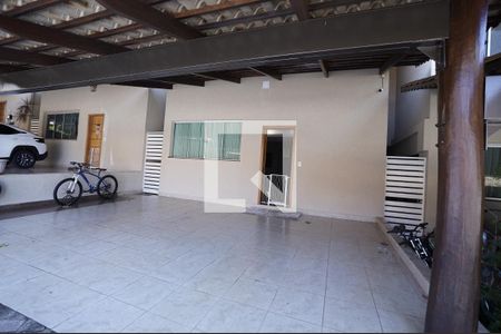 Casa de Condomínio à venda com 4 quartos, 193m² em Parque Anhanguera, Goiânia