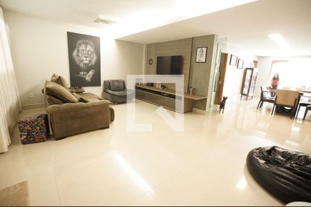 Casa de Condomínio à venda com 4 quartos, 193m² em Parque Anhanguera, Goiânia