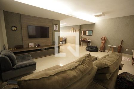 Casa de Condomínio à venda com 4 quartos, 193m² em Parque Anhanguera, Goiânia