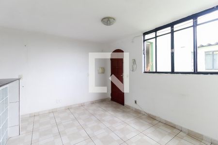 Sala de apartamento para alugar com 2 quartos, 46m² em Cidade Tiradentes, São Paulo
