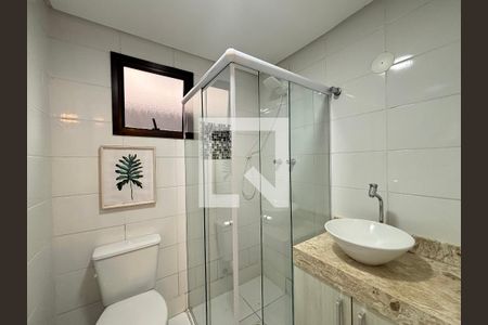 Banheiro de apartamento para alugar com 2 quartos, 67m² em Vila Olímpia, São Paulo