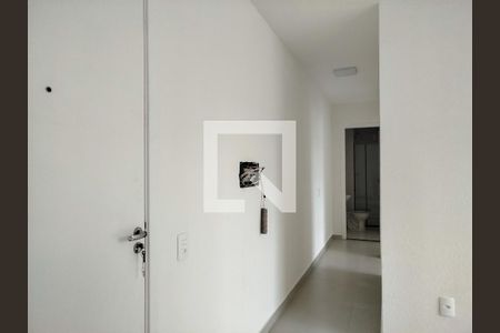 Corredor de apartamento para alugar com 2 quartos, 40m² em Jardim America da Penha, São Paulo