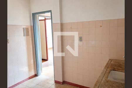 Cozinha de apartamento para alugar com 2 quartos, 61m² em Austin, Nova Iguaçu