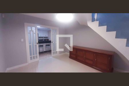 Sala de Estar de casa à venda com 3 quartos, 272m² em Jardim Ivana, São Paulo