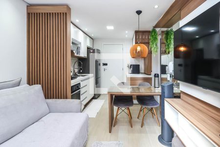 Sala e Cozinha de apartamento à venda com 2 quartos, 35m² em Cambuci, São Paulo