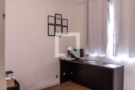 Quarto 2 de casa para alugar com 3 quartos, 263m² em João Pinheiro, Belo Horizonte