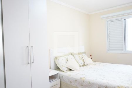 Suite de apartamento à venda com 2 quartos, 64m² em Vila Bertioga, São Paulo