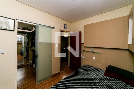 Suíte de casa para alugar com 3 quartos, 100m² em Cachoeirinha, Belo Horizonte