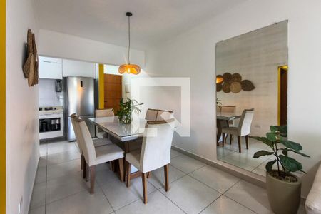 Sala de apartamento para alugar com 2 quartos, 64m² em Canto do Forte, Praia Grande