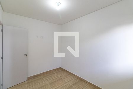 Quarto 1 de apartamento para alugar com 2 quartos, 44m² em Jardim Hercilia, São Paulo