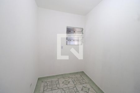 Quarto 2 de casa para alugar com 2 quartos, 60m² em Vila Euthalia, São Paulo