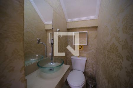 Lavabo de casa de condomínio para alugar com 2 quartos, 75m² em Vila Paranagua, São Paulo