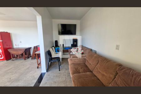 Casa à venda com 4 quartos, 200m² em Cidade Dutra, São Paulo