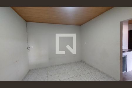 Sala de casa para alugar com 2 quartos, 90m² em Vila Marines, Nova Iguaçu