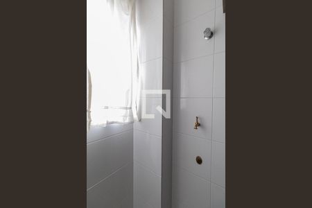 Sala/Cozinha/Área de Serviço  de apartamento para alugar com 1 quarto, 45m² em Vila Guilhermina, São Paulo