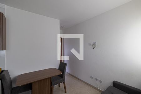 Sala/Cozinha/Área de Serviço  de apartamento para alugar com 1 quarto, 45m² em Vila Guilhermina, São Paulo
